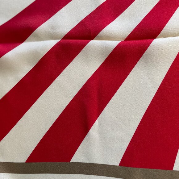 Max Mara “Circus” Silk Scarf with Box – Made in Italy - Picture 5 of 15